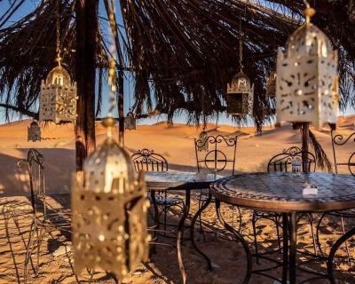 Decoration lanternes desert